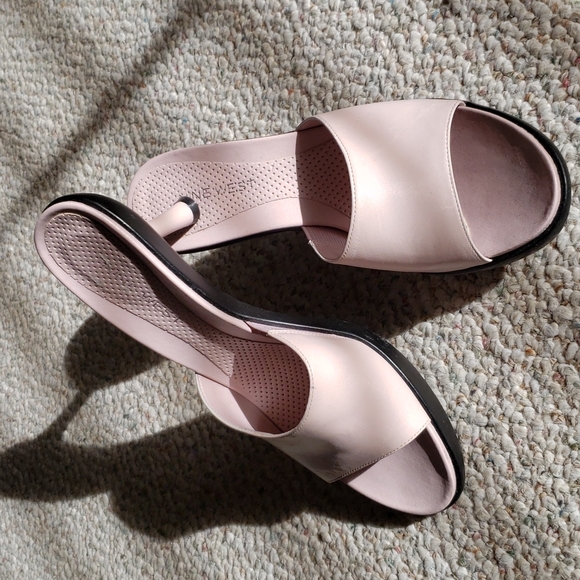 Nine West-WNKATO, light pink, leather size 6 👠 - Picture 2 of 5